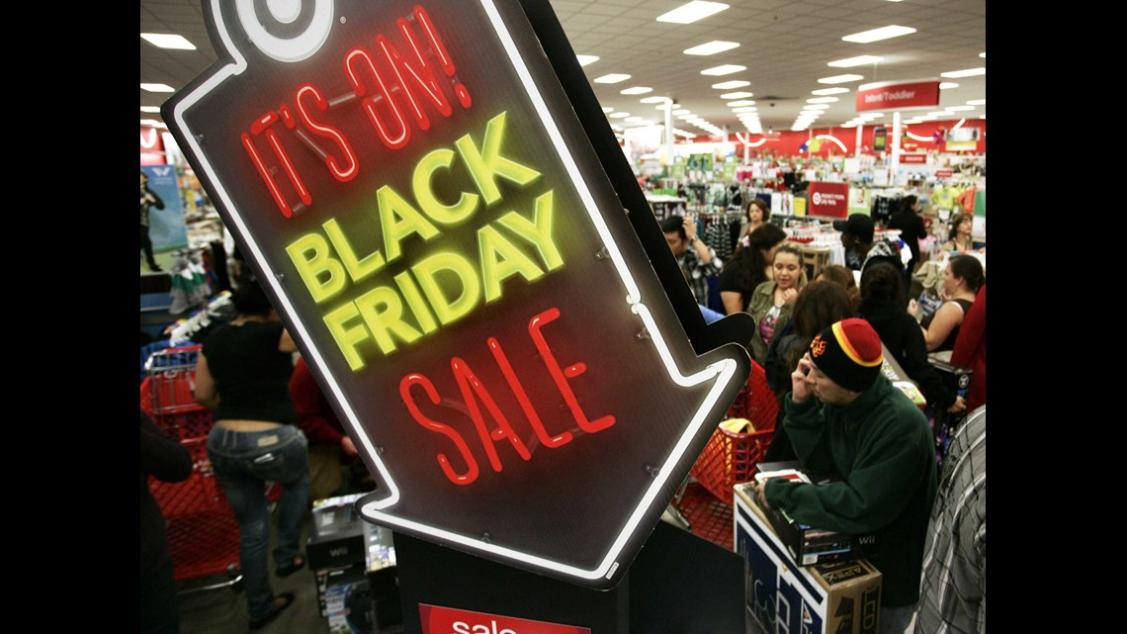 The Psychology Behind Black Friday: Why Do We Love a Good Deal?