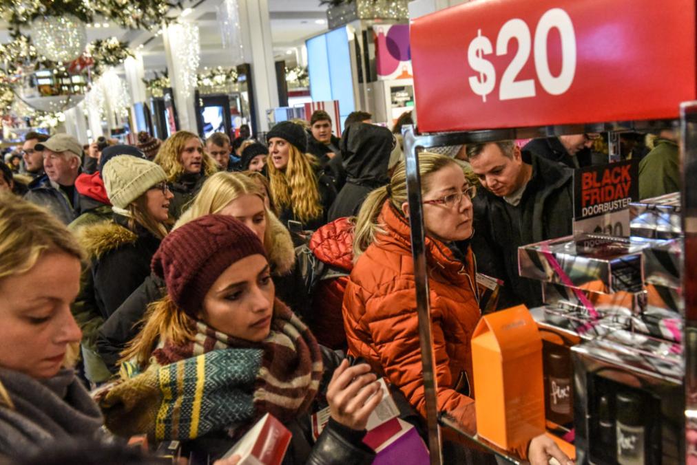 黑色星期五购物的利与弊：是否值得麻烦？
