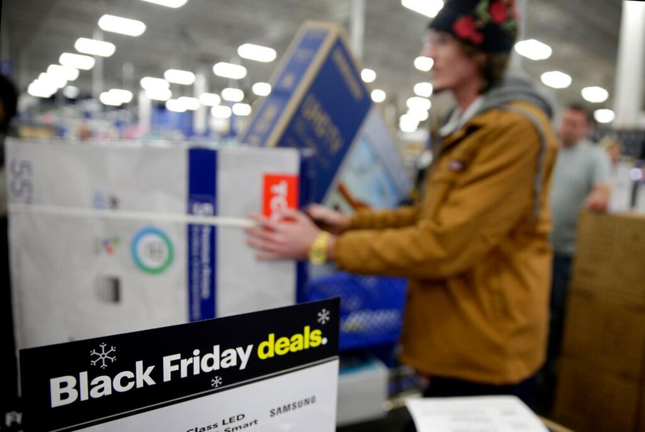 Black Friday In-Store Shopping: What Are The Best Items To Buy?